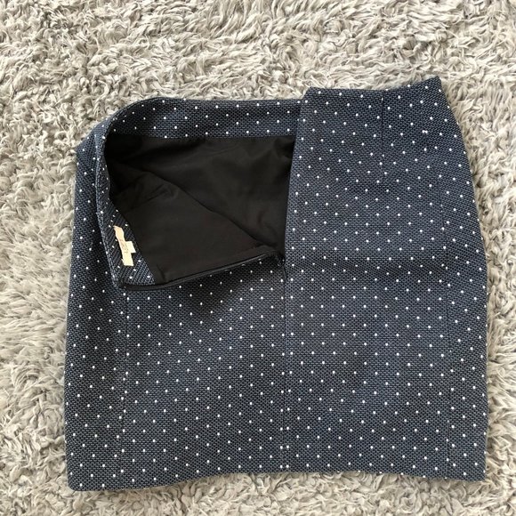 LOFT | Mini Pencil Skirt with White Dots - Picture 5 of 11